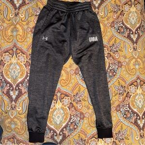 Under Armor Heather Grey Boys Medium Joggers